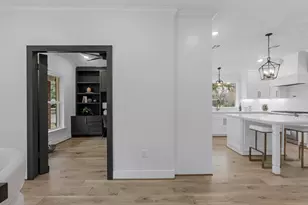 5042 Briarbend Dr, Houston, TX 77035 - Photo 13