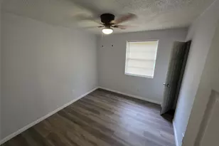 118 Outlook Dr, Houston, TX 77034 - Photo 5