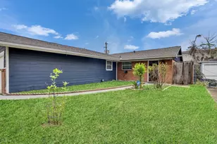 1630 Hollow Hook Rd, Houston, TX 77080 - Photo 3