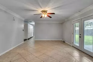 1630 Hollow Hook Rd, Houston, TX 77080 - Photo 17