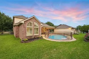 3602 Lindhaven Dr, Pearland, TX 77584 - Photo 41