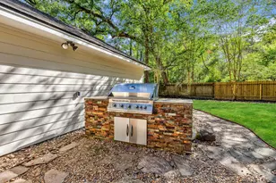2 Muskmallow Ct, The Woodlands, TX 77380 - Photo 35