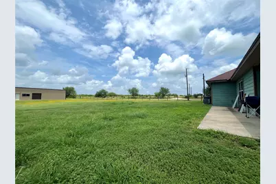 10391 Highway 359 #B, Orange Grove, TX 78372 - Photo 11