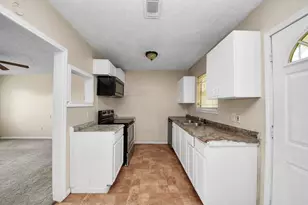 5018 Northridge Dr, Houston, TX 77033 - Photo 25