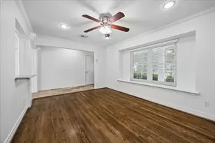 5019 Kinglet St, Houston, TX 77035 - Photo 5