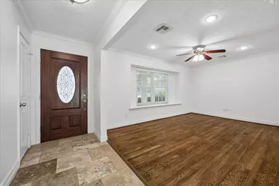 5019 Kinglet Street, Houston, TX 77035 - Photo 5
