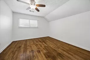 5019 Kinglet St, Houston, TX 77035 - Photo 21