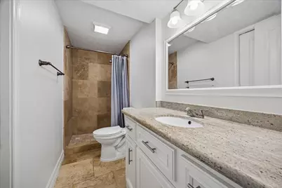 5019 Kinglet Street, Houston, TX 77035 - Photo 17