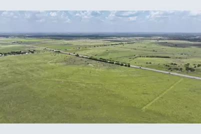 000 Highway 183, Briggs, TX 76527 - Photo 17