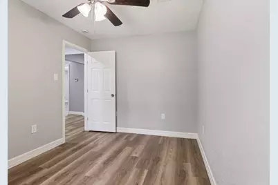 16820 Laurelwood Drive, Channelview, TX 77530 - Photo 17