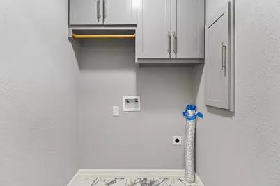 16820 Laurelwood Drive, Channelview, TX 77530 - Photo 19