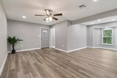 16820 Laurelwood Drive, Channelview, TX 77530 - Photo 7