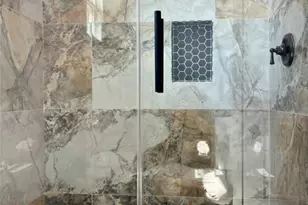 16 River Plantation Dr, Conroe, TX 77302 - Photo 15