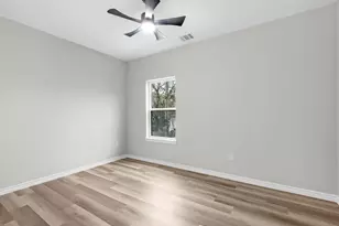 1317 W Bell St, Houston, TX 77019 - Photo 31