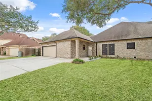 1015 Flagmore Dr, Katy, TX 77450 - Photo 3