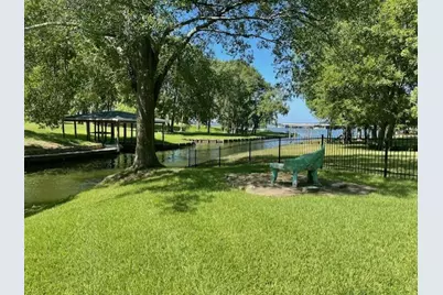 11410 Outpost Cove Drive, Willis, TX 77318 - Photo 5