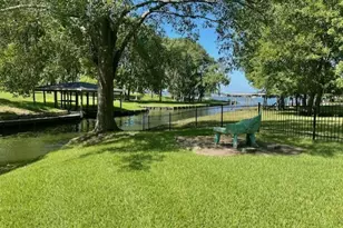 11410 Outpost Cove Dr, Willis, TX 77318 - Photo 5