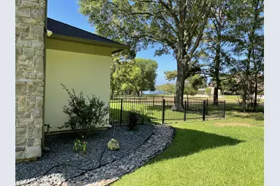 11410 Outpost Cove Drive, Willis, TX 77318 - Photo 3