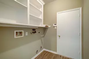 9847 Bestin Ln, Houston, TX 77065 - Photo 17