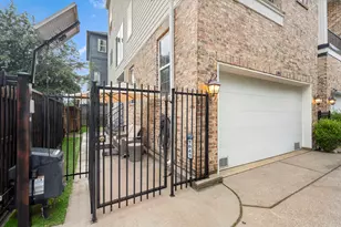 1041 W 17th St, Houston, TX 77008 - Photo 3