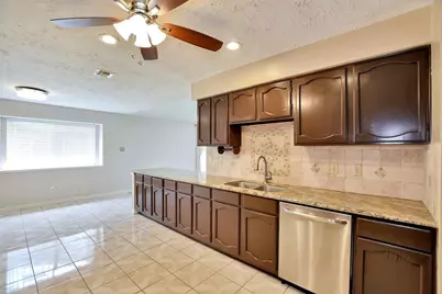 15927 Wingdale Drive, Houston, TX 77082 - Photo 17