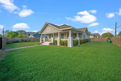 5711 Sherman Street, Houston, TX 77011 - Photo 1