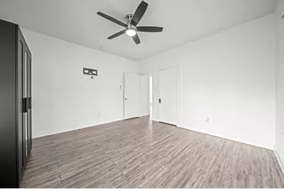 5711 Sherman Street, Houston, TX 77011 - Photo 11