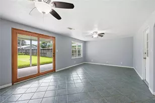 1925 14th Ave N, Texas City, TX 77590 - Photo 7