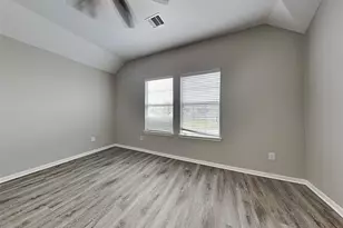 16326 Royal Fort Ln, Houston, TX 77073 - Photo 9