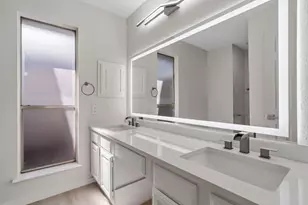 2210 Trail W St, Sugar Land, TX 77478 - Photo 21