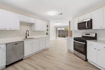 2210 Trail West Street, Sugar Land, TX 77478 - Photo 3