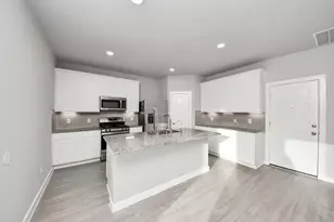 2511 Shining Spur Ct, Alvin, TX 77511 - Photo 11