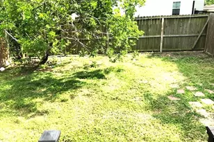 4818 Paula St, Houston, TX 77033 - Photo 13