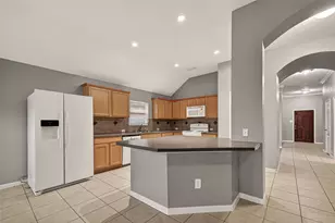 407 Abbey Ln, League City, TX 77573 - Photo 9