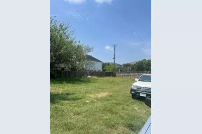 7050 Inwood Park Drive, Houston, TX 77088 - Photo 3