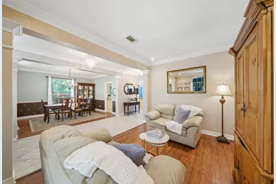 2302 Palm Circle, Seabrook, TX 77586 - Photo 5