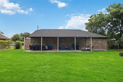 311 Blanchard Dr, Texas City, TX 77591 - Photo 9