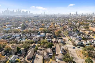 943 Pecore St, Houston, TX 77009 - Photo 9
