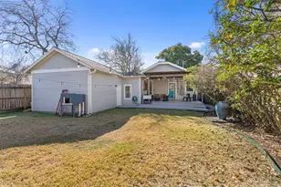 943 Pecore St, Houston, TX 77009 - Photo 23