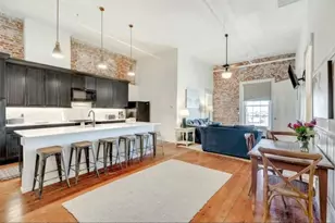 2010 Strand St, Galveston, TX 77550 - Photo 9