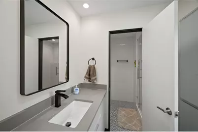 14919 Woodthorpe Lane, Houston, TX 77079 - Photo 31