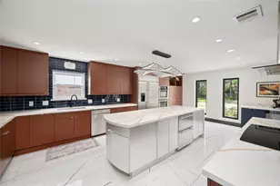 14919 Woodthorpe Ln, Houston, TX 77079 - Photo 7