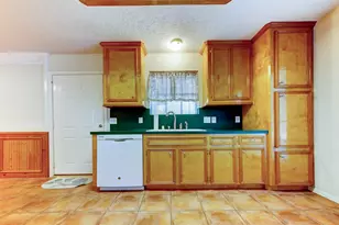 817 Cedar St, Deer Park, TX 77536 - Photo 9