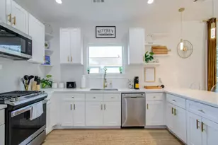 1415 E 31st St, Houston, TX 77022 - Photo 5