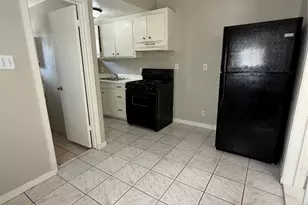 1611 Common St, Houston, TX 77009 - Photo 1