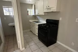 1611 Common St, Houston, TX 77009 - Photo 7