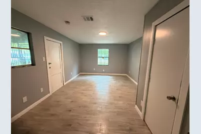 222 E John Alber Road, Houston, TX 77037 - Photo 17