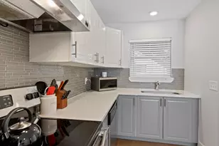 909 Reinli St, Austin, TX 78751 - Photo 13