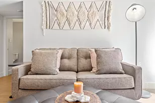 909 Reinli St, Austin, TX 78751 - Photo 7