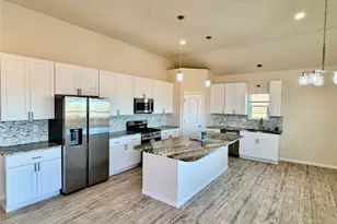 18 Edgewater, Bayou Vista, TX 77563 - Photo 7